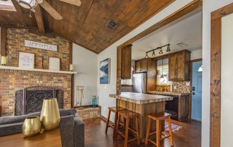 Dolly Lane Breakfast Bar